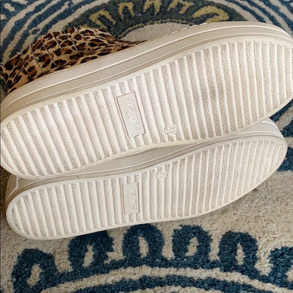 Leopard Calf Hair Shooties J/Slides Worn Once - Picture 2 of 5